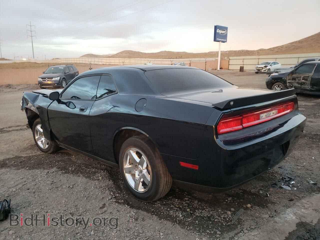 2010 DODGE CHALLENGER - VIN: 2B3CJ4DV2AH136832 - Photo 2