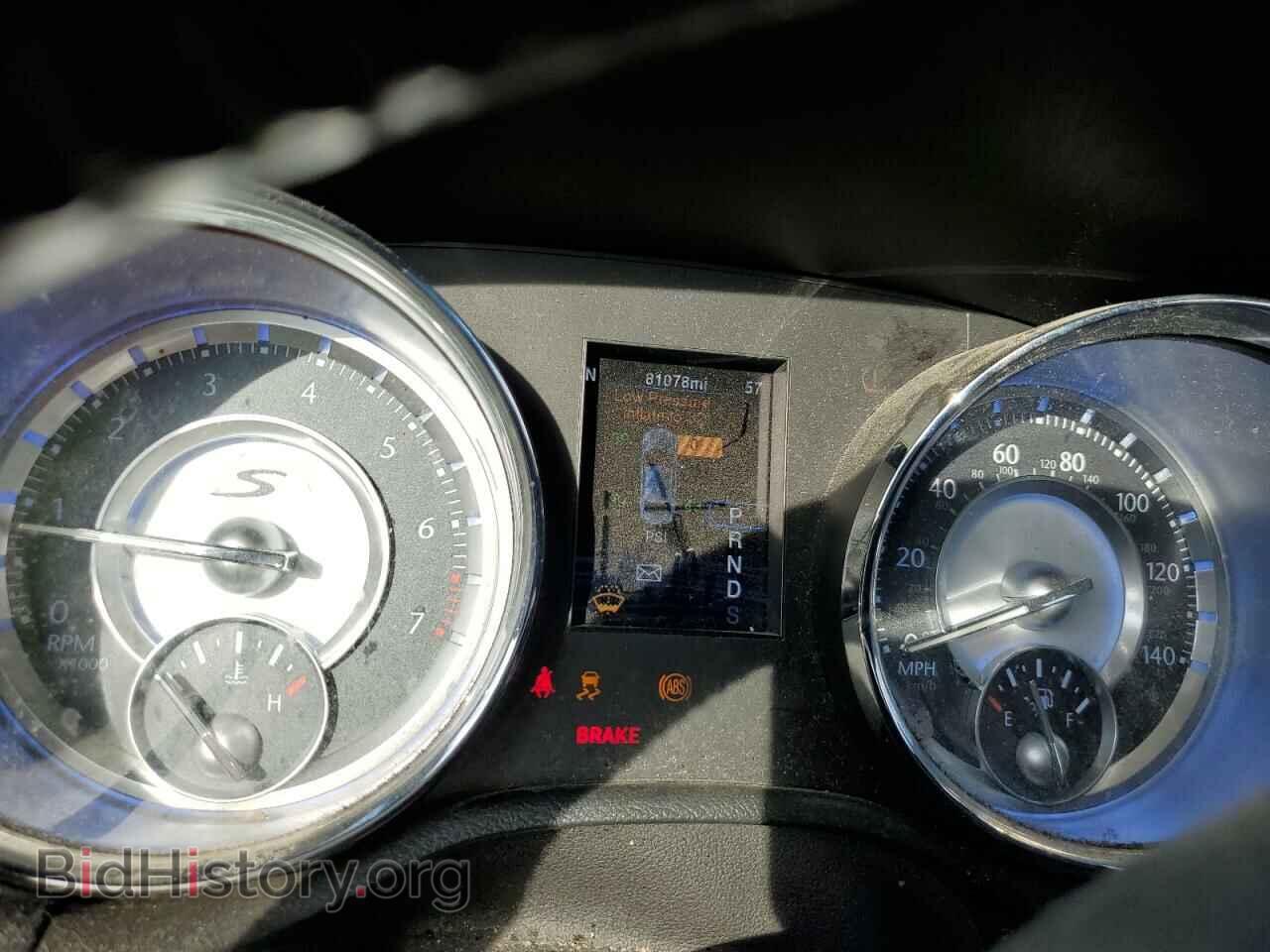 2014 CHRYSLER 300 - VIN: 2C3CCABG0EH346996 - Фото 9