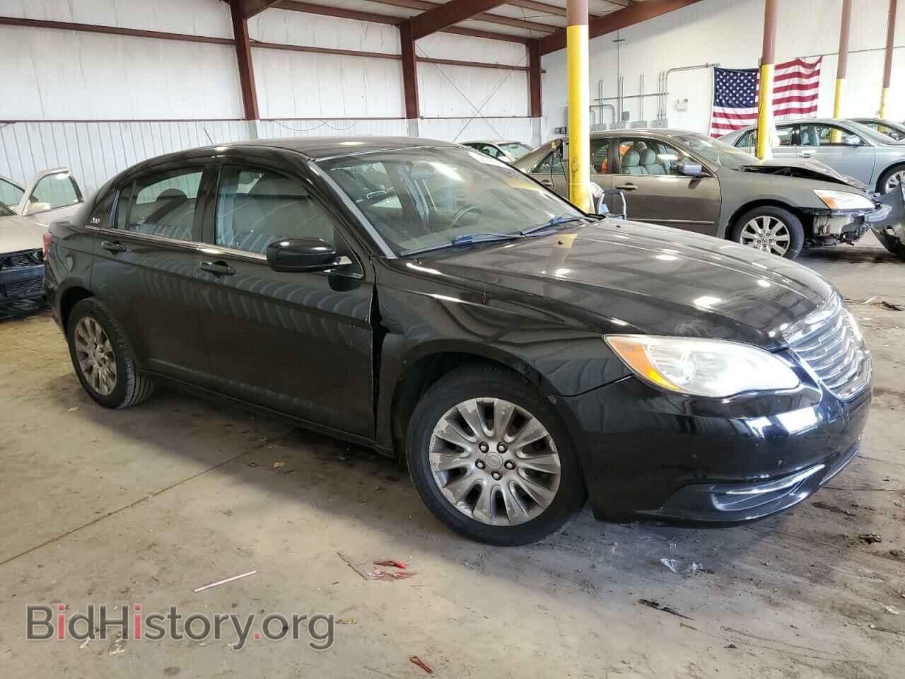 2013 CHRYSLER 200 - VIN: 1C3CCBAB8DN560572 - Фото 4