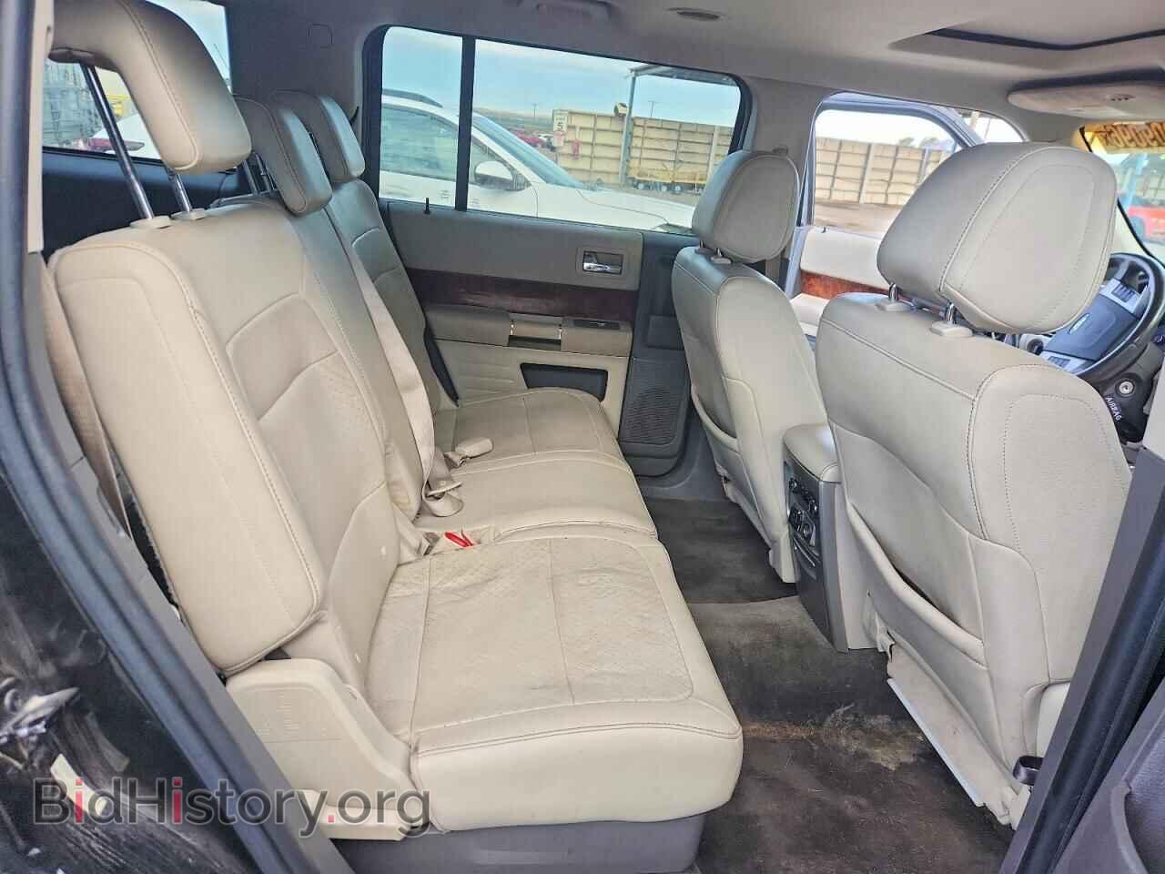 2011 Ford FLEX (VIN 2FMGK5DCXBBD06811) — photo 11 of 13