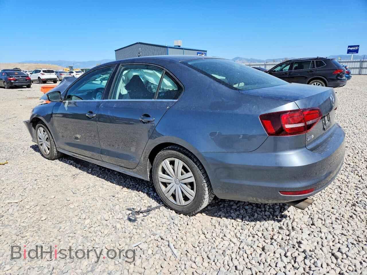 2017 VOLKSWAGEN JETTA - VIN: 3VW2B7AJ9HM234713 - Photo 2
