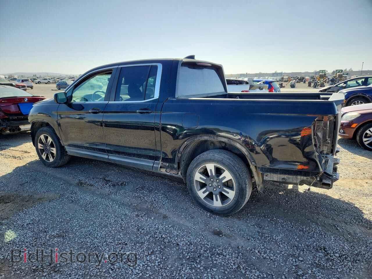 2017 HONDA RIDGELINE - VIN: 5FPYK3F58HB022351 - Photo 2
