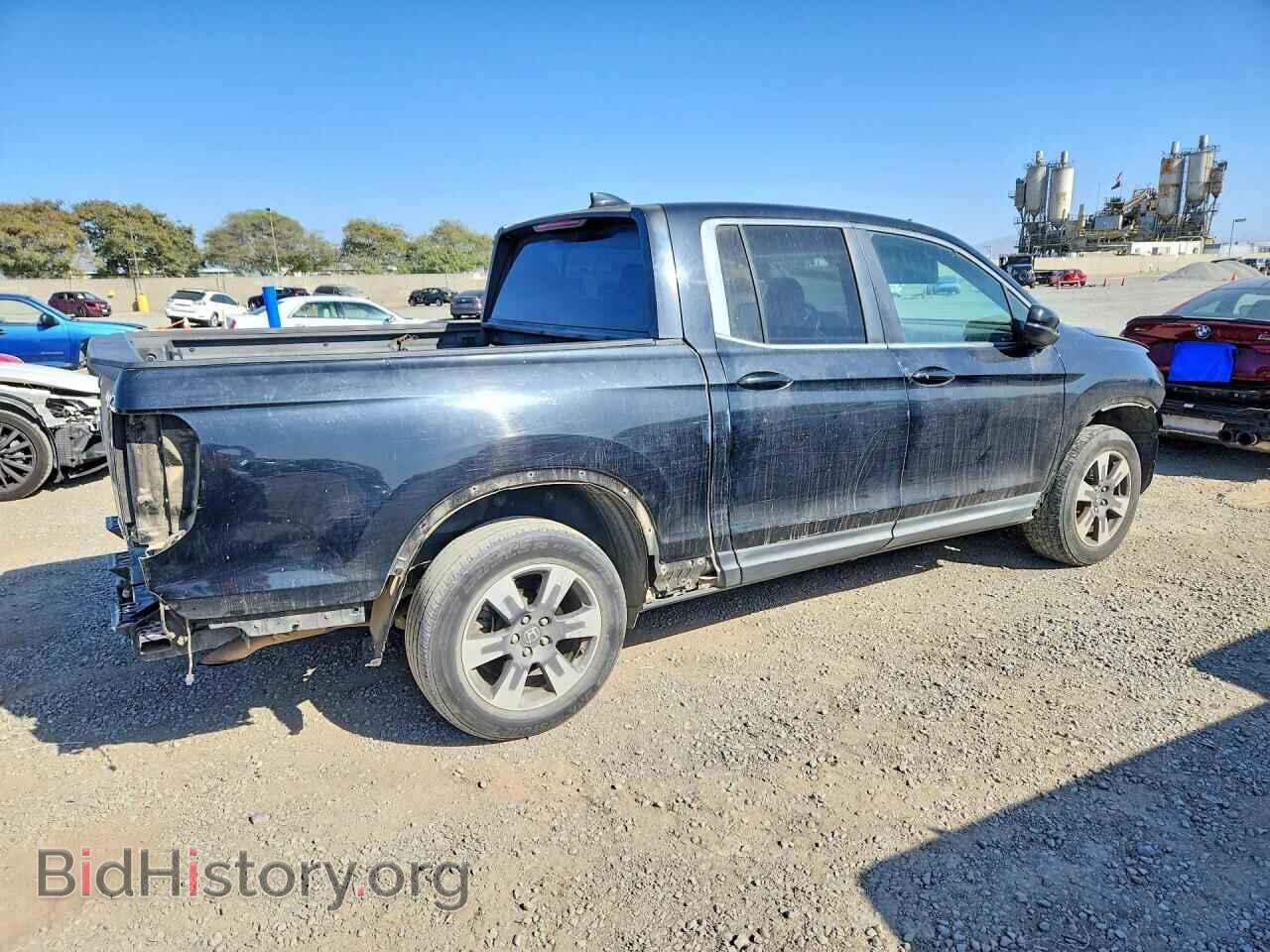 2017 HONDA RIDGELINE - VIN: 5FPYK3F58HB022351 - Photo 3