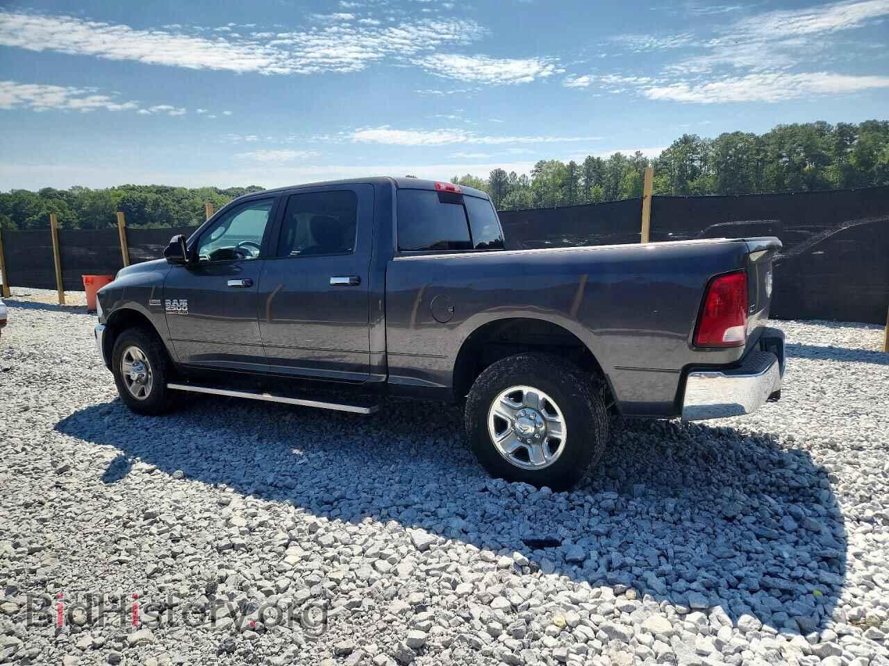 2015 RAM 2500 - VIN: 3C6TR4DT0FG573376 - Photo 2