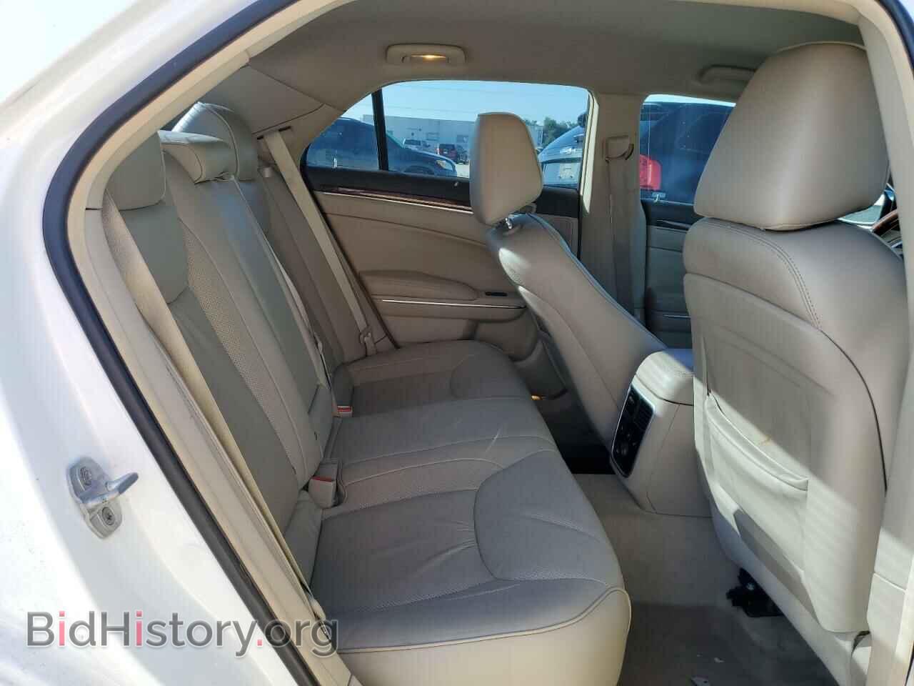 2011 CHRYSLER 300 - VIN: 2C3CA6CT3BH598574 - Photo 10