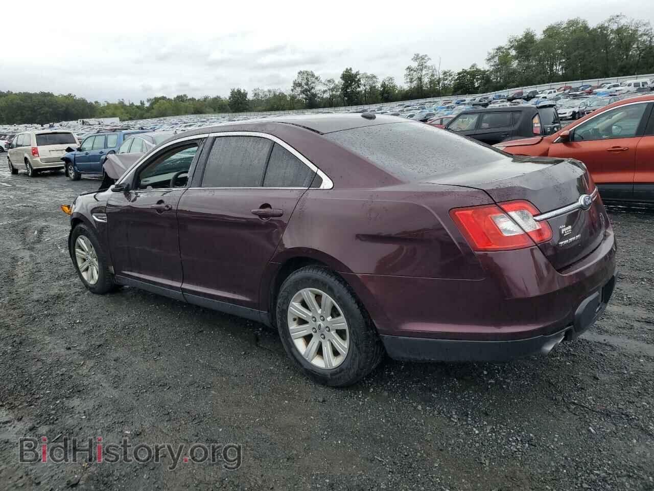 2011 FORD TAURUS - VIN: 1FAHP2DW8BG128737 - Фото 2