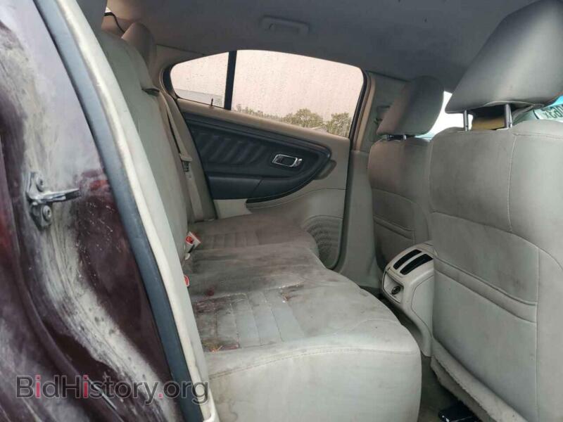 2011 Ford TAURUS (VIN 1FAHP2DW8BG128737) — photo 10 of 12