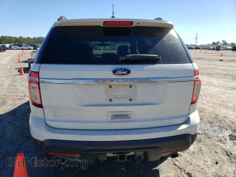 2011 Ford EXPLORER (VIN 1FMHK7B80BGA69981) — фото 6 из 13