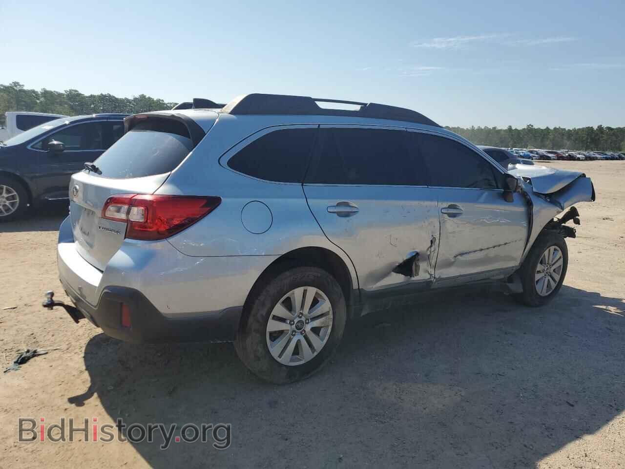 2018 SUBARU OUTBACK - VIN: 4S4BSAFCXJ3356929 - Фото 3