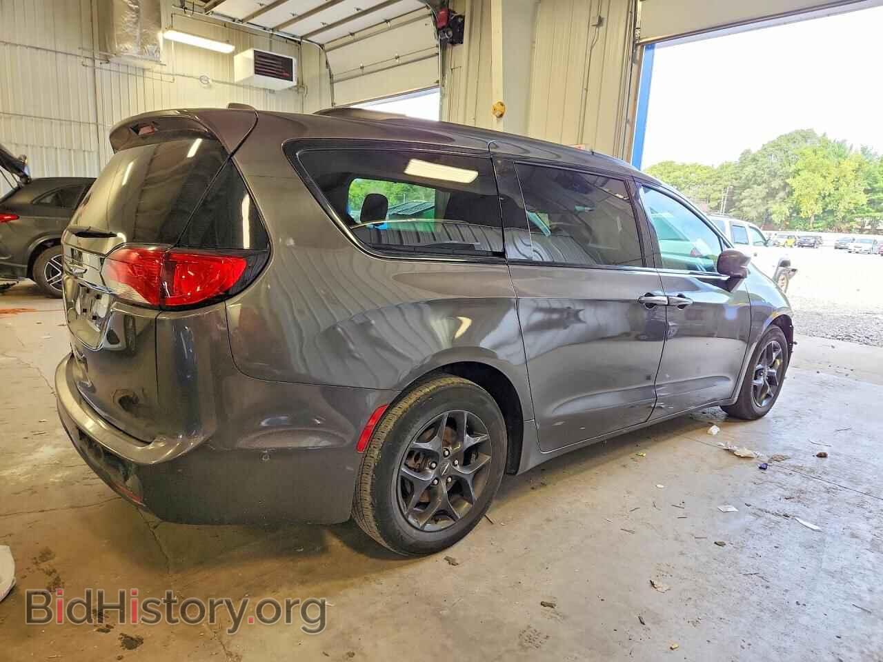 2019 CHRYSLER PACIFICA - VIN: 2C4RC1EG3KR576801 - Photo 3