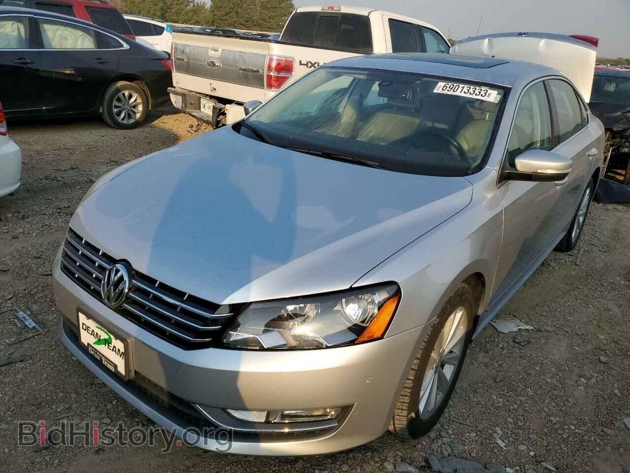 Фотография 1VWCH7A37DC074525 - VOLKSWAGEN PASSAT 2013