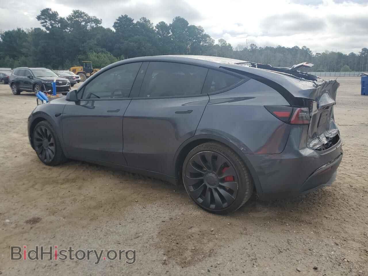 2023 TESLA MODEL Y - VIN: 7SAYGDEFXPF840501 - Фото 2