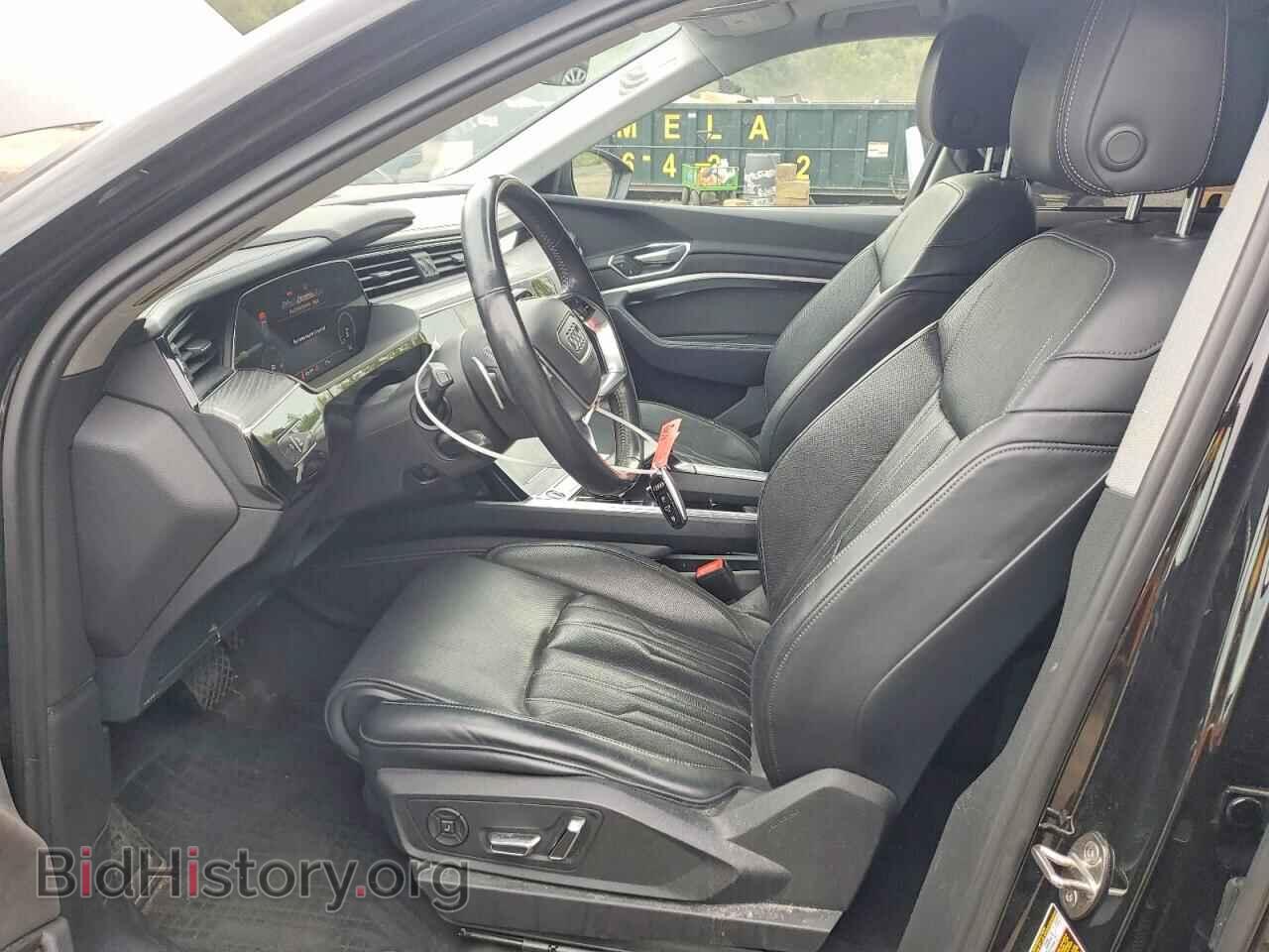 2021 AUDI E-TRON - VIN: WA1VAAGE8MB005946 - Photo 7