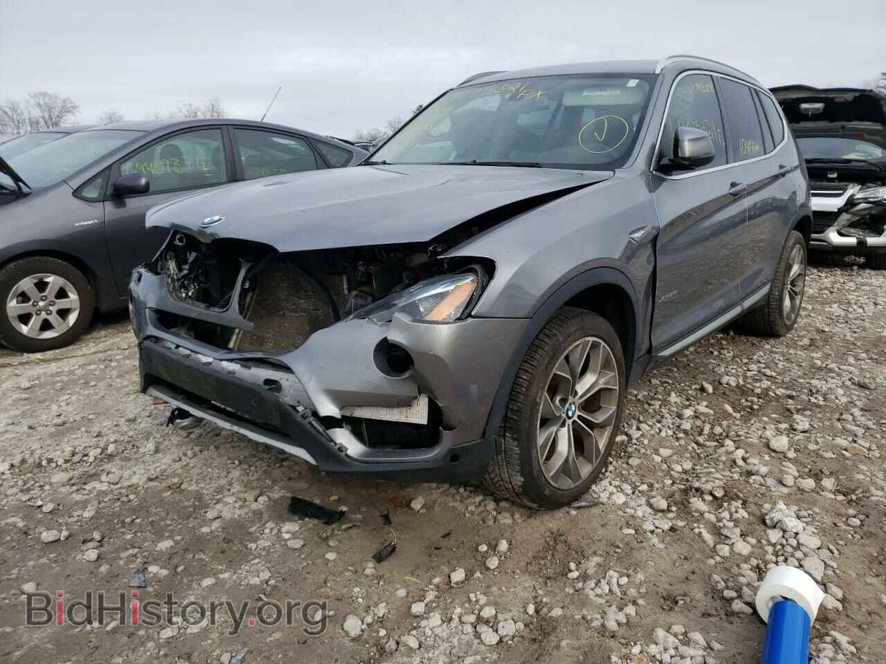 2016 BMW X3 - VIN: 5UXWX9C52G0D92766 - Фото 2