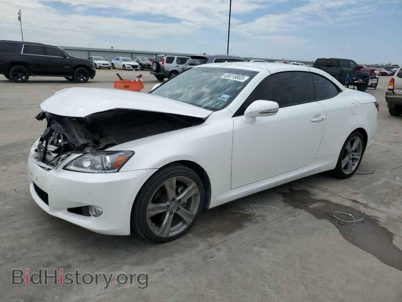 Photo JTHFF2C2XC2524023 - LEXUS IS 2012