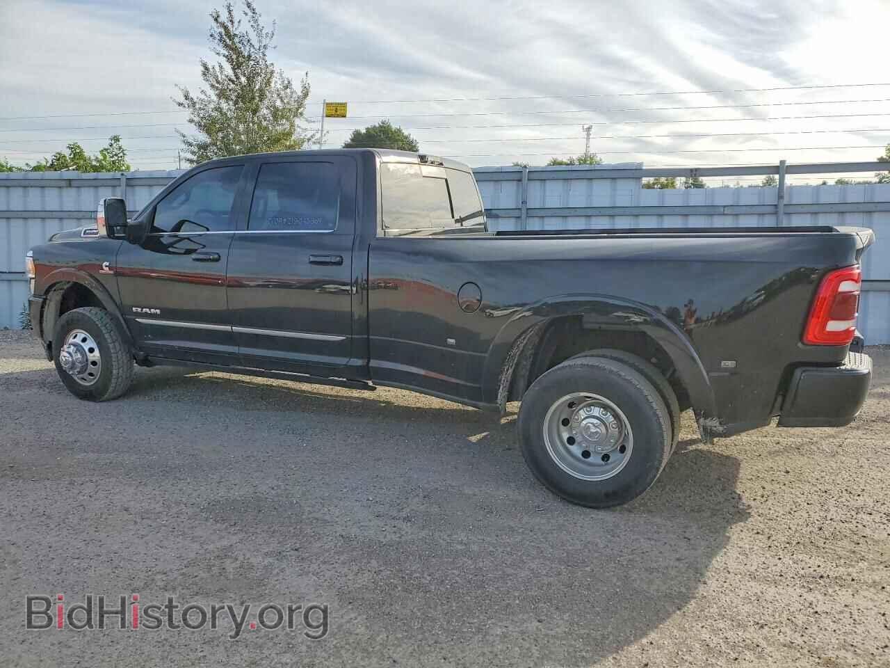 2024 RAM 3500 - VIN: 3C63RRRLXRG166384 - Photo 2
