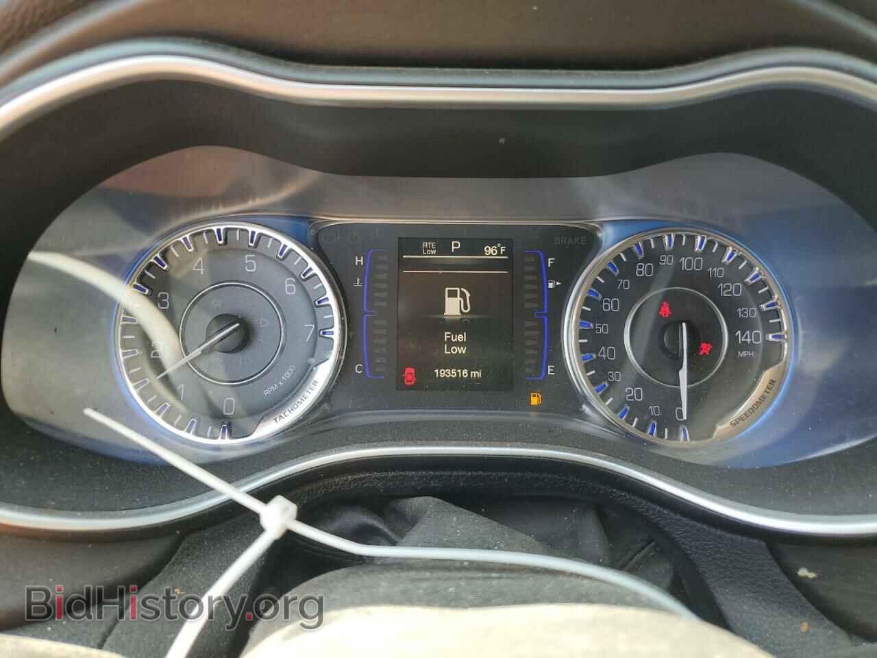 2016 CHRYSLER 200 - VIN: 1C3CCCAB4GN103803 - Фото 9