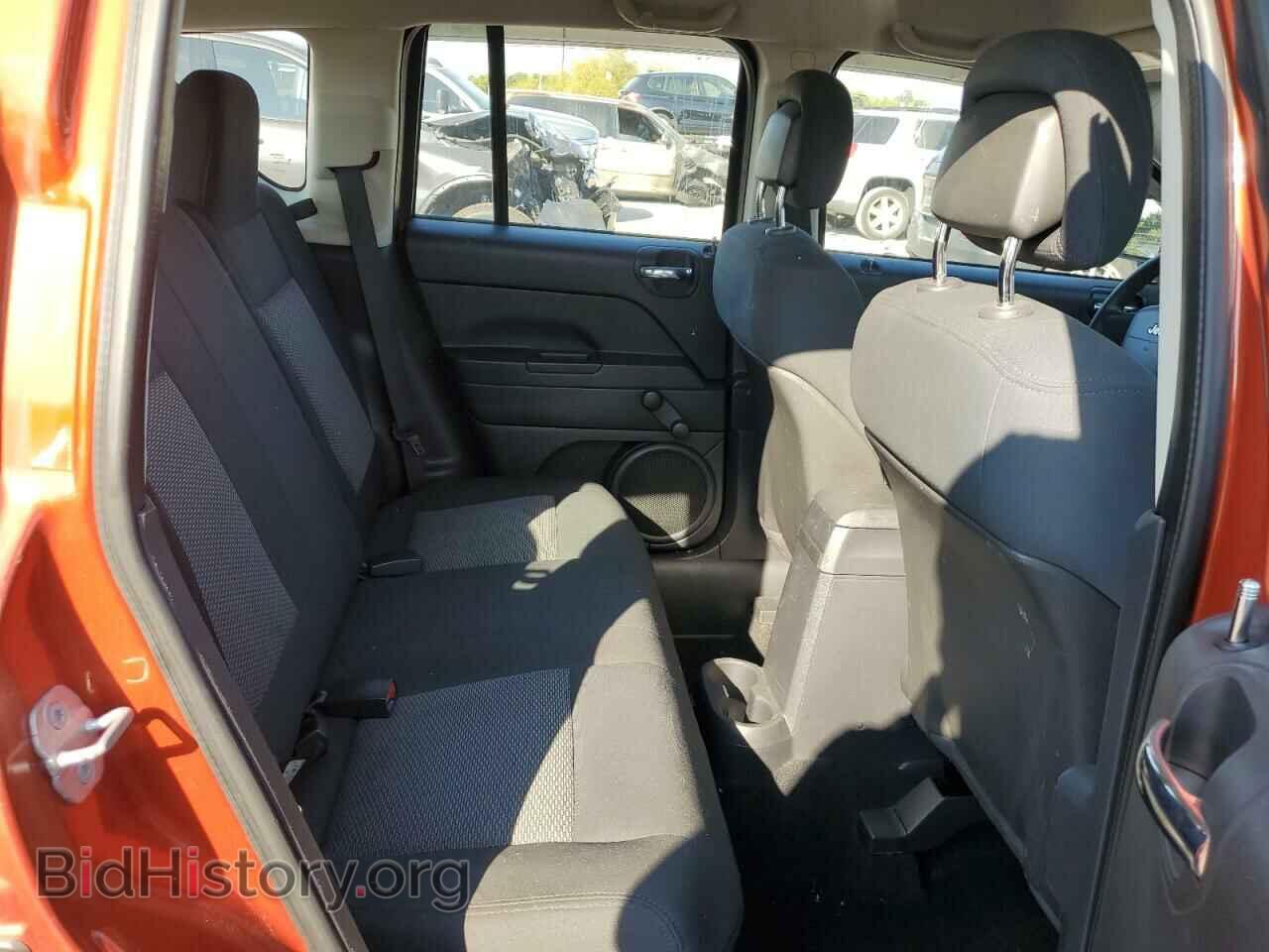 2010 JEEP COMPASS - VIN: 1J4NT4FA6AD528330 - Photo 10