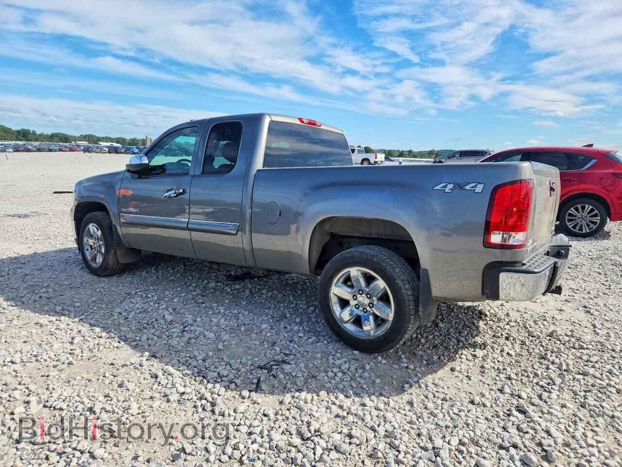 2013 GMC SIERRA - VIN: 1GTR2VE7XDZ177953 - Фото 2