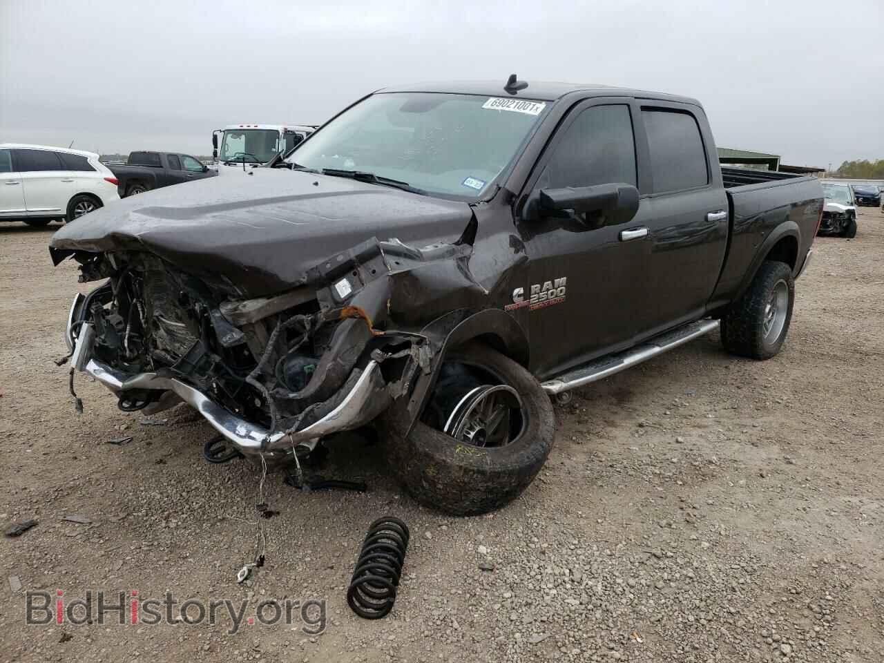 2017 RAM 2500 - VIN: 3C6UR5DL7HG529582 - Фото 2