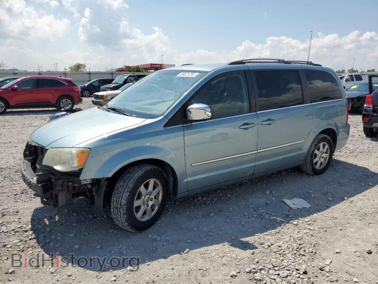 Photo 2A4RR5D17AR398838 - CHRYSLER MINIVAN 2010