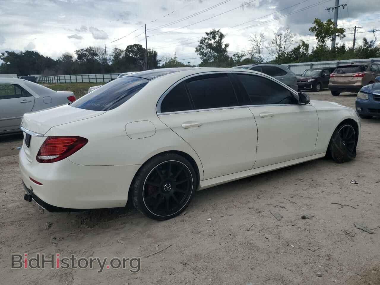 2017 MERCEDES-BENZ E-CLASS - VIN: WDDZF4JB2HA125137 - Фото 3