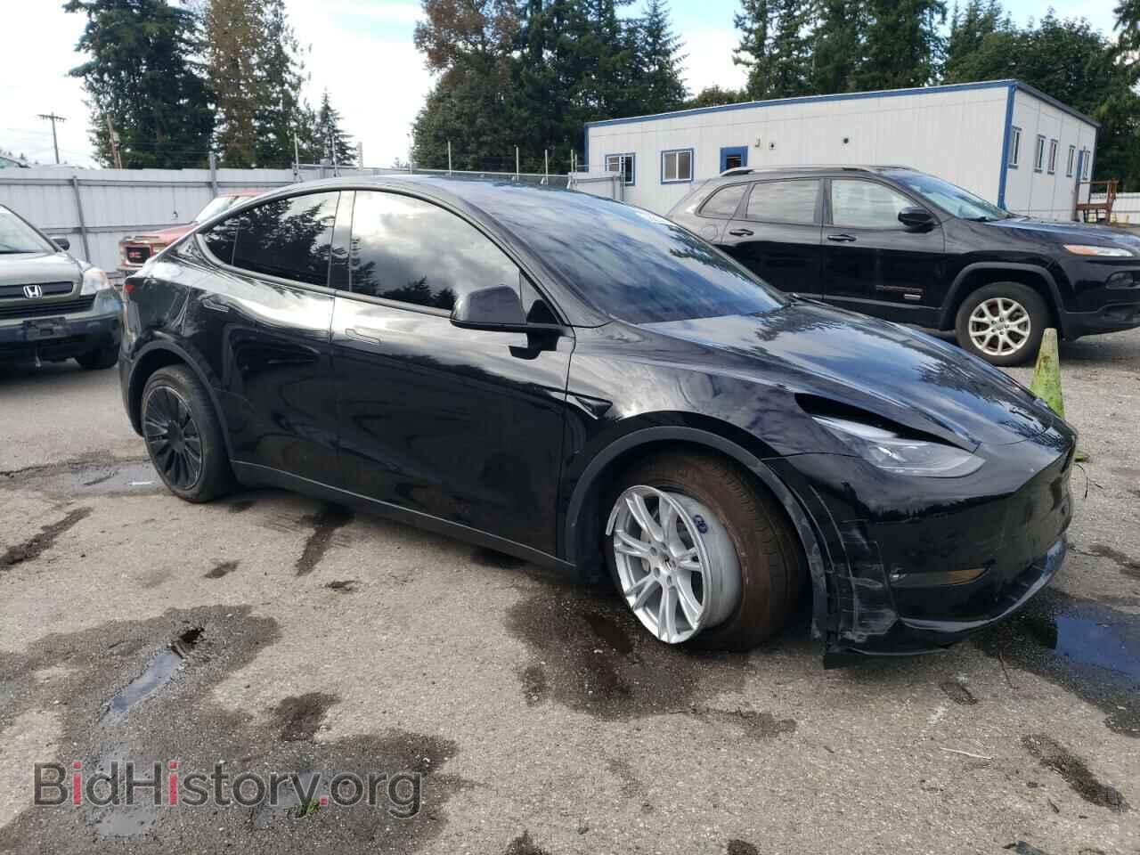 2024 TESLA MODEL Y - VIN: 7SAYGDEE8RF983196 - Photo 4