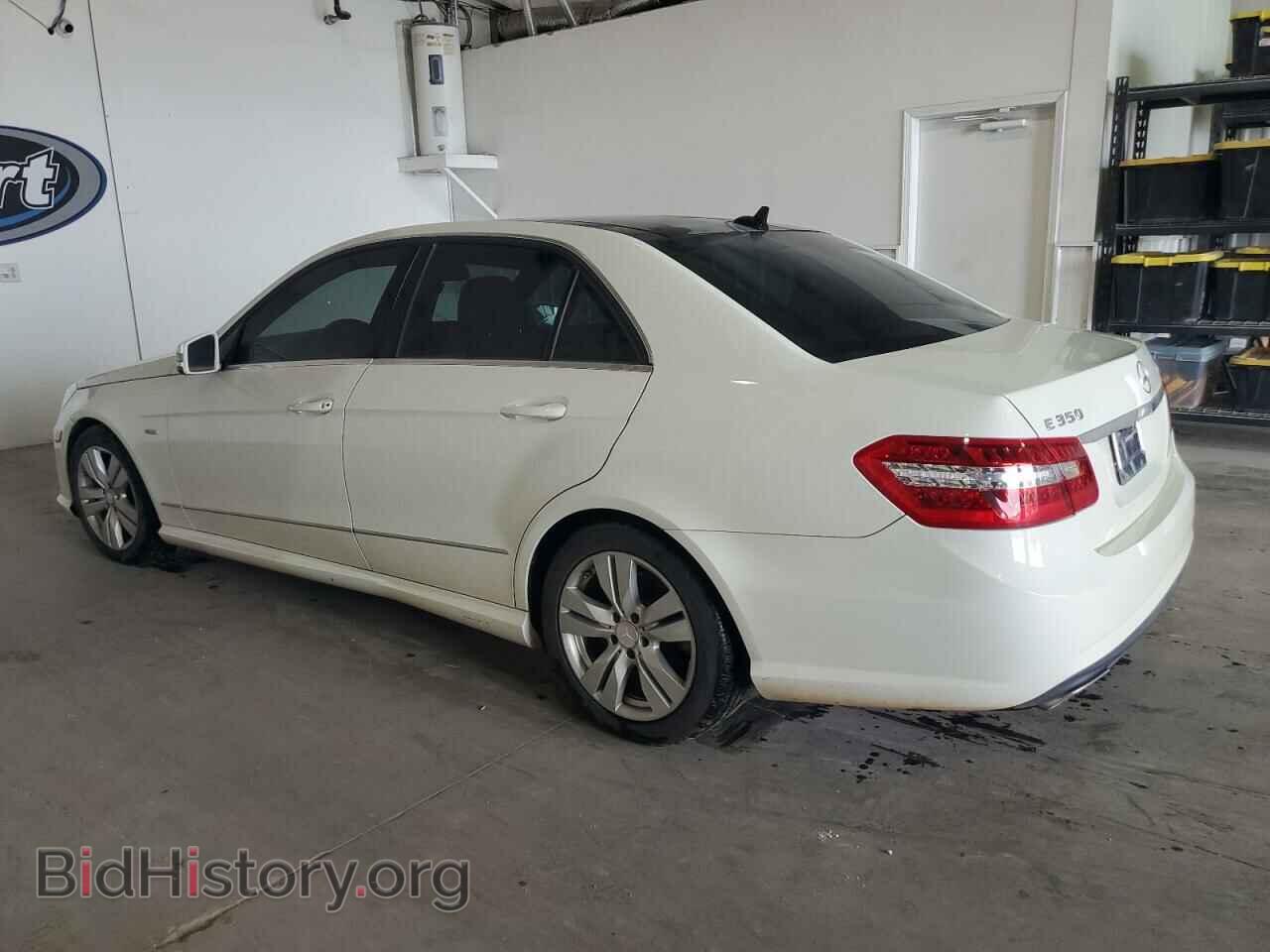2011 MERCEDES-BENZ E-CLASS - VIN: WDDHF2EB2BA492573 - Фото 2