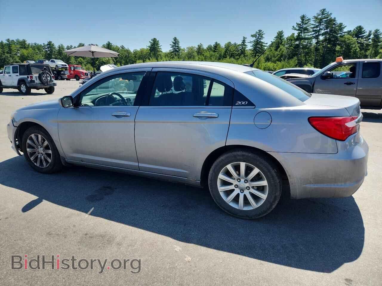 2013 CHRYSLER 200 - VIN: 1C3CCBBB0DN598392 - Photo 2