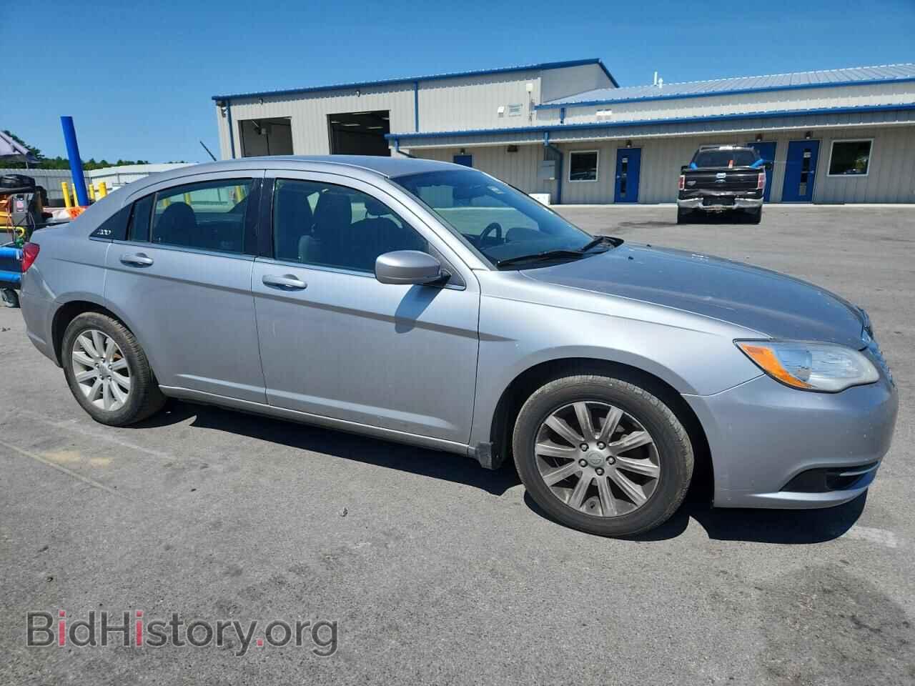 2013 CHRYSLER 200 - VIN: 1C3CCBBB0DN598392 - Photo 4