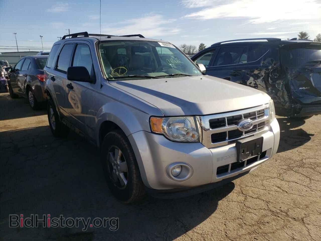 Фотография 1FMCU93ZX8KC69750 - FORD ESCAPE 2008