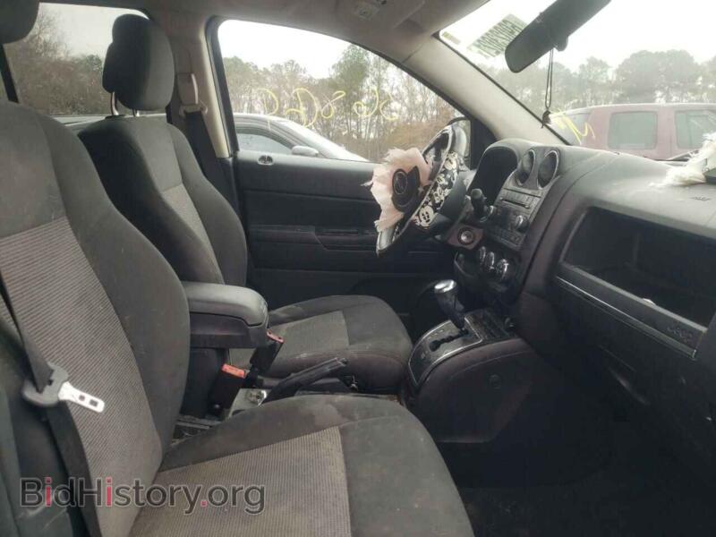 2012 Jeep COMPASS (VIN 1C4NJDBB1CD514249) — photo 5 of 10