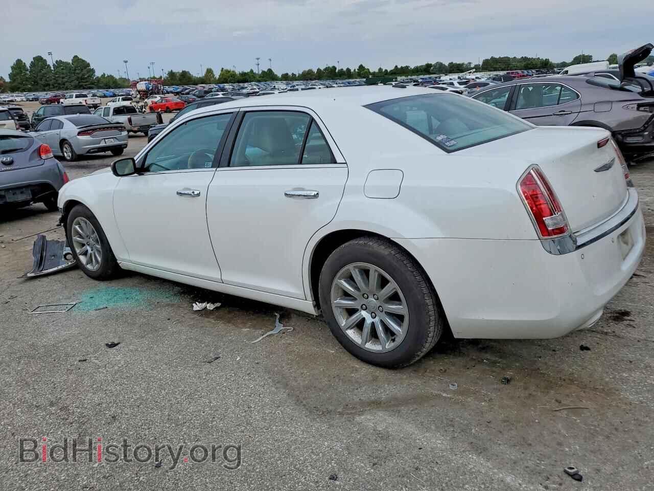 2014 CHRYSLER 300 - VIN: 2C3CCAEG7EH257874 - Photo 2
