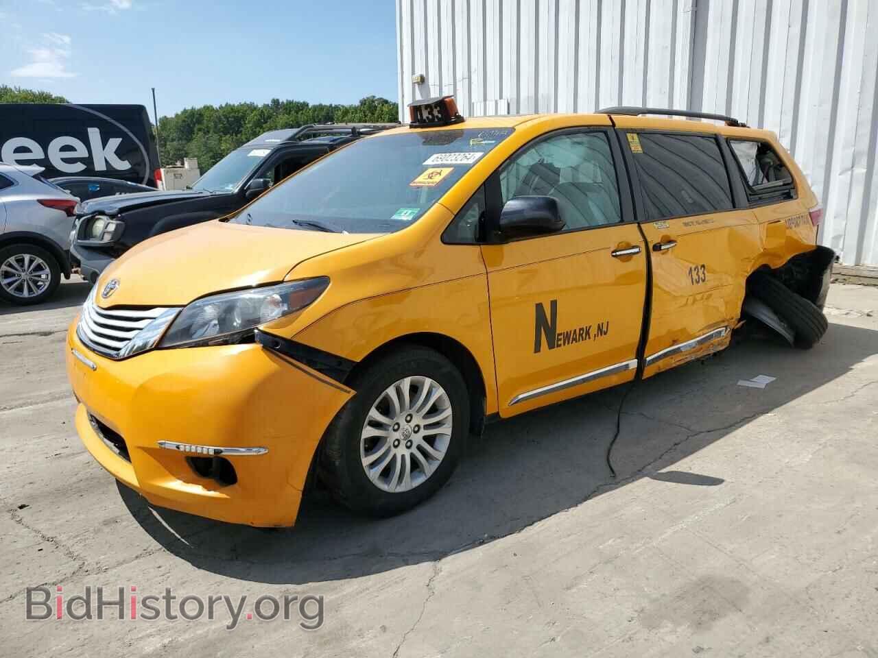 Photo 5TDYZ3DC9HS854413 - TOYOTA All Models 2017