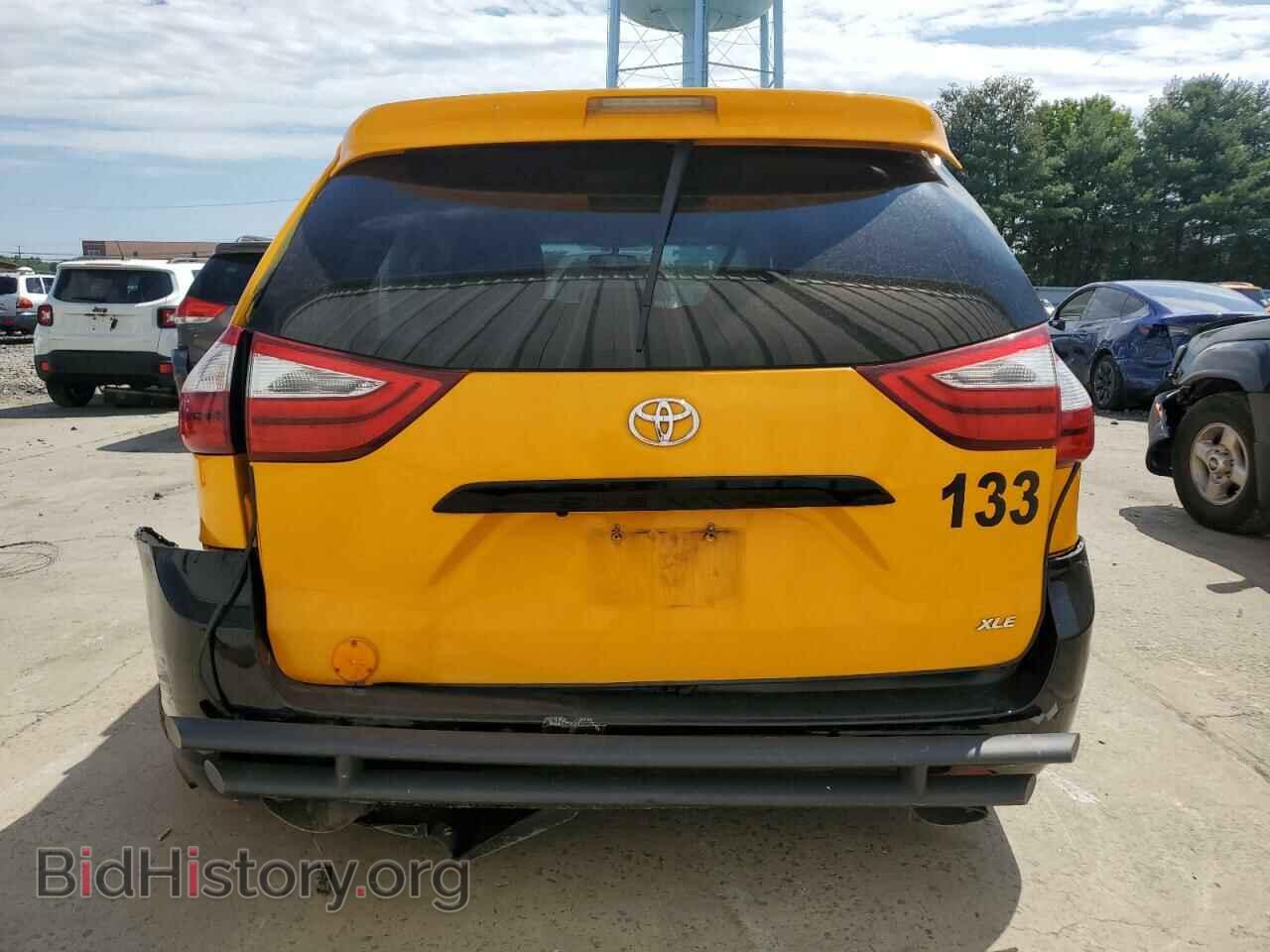 2017 TOYOTA All Models - VIN: 5TDYZ3DC9HS854413 - Фото 6