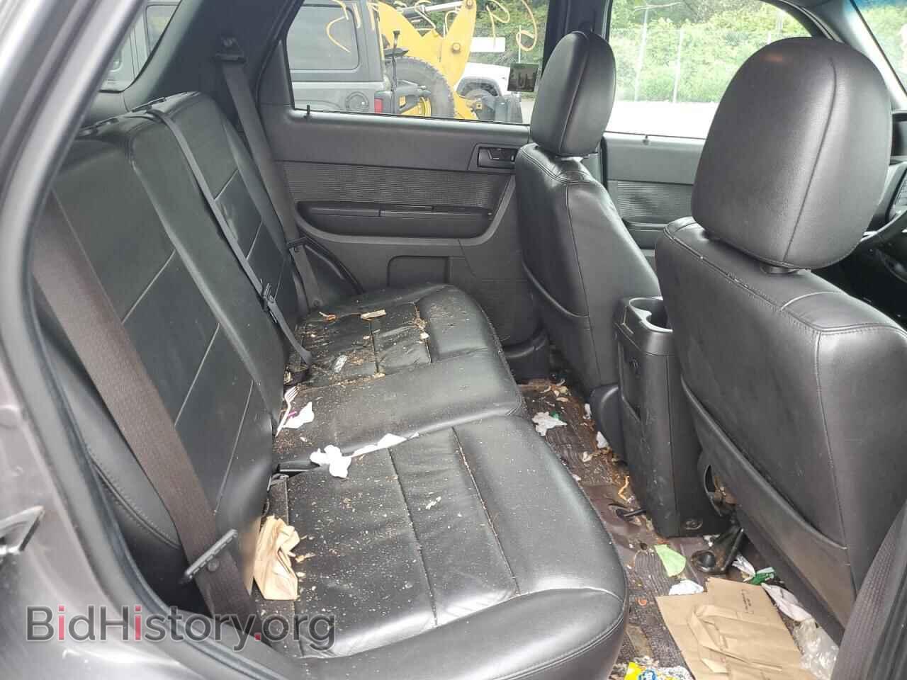 2011 FORD ESCAPE - VIN: 1FMCU0D75BKA11975 - Фото 11