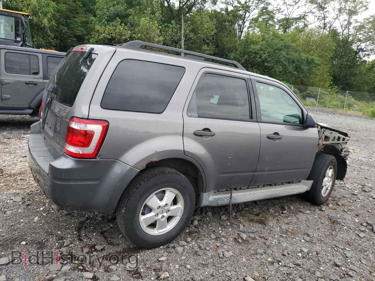 2011 FORD ESCAPE - VIN: 1FMCU0D75BKA11975 - Фото 3