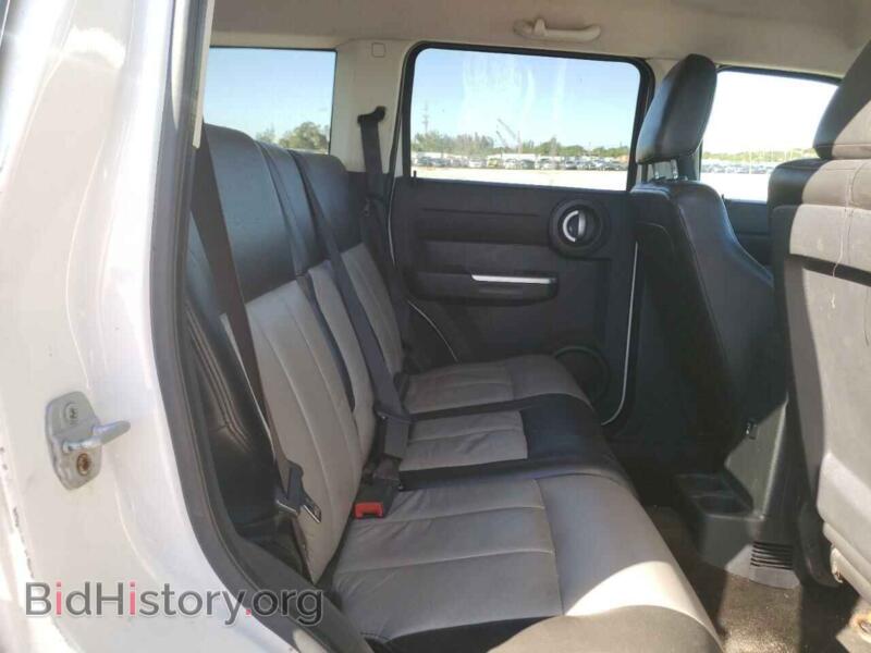 2007 Dodge NITRO (VIN 1D8GT586X7W666481) — photo 6 of 10
