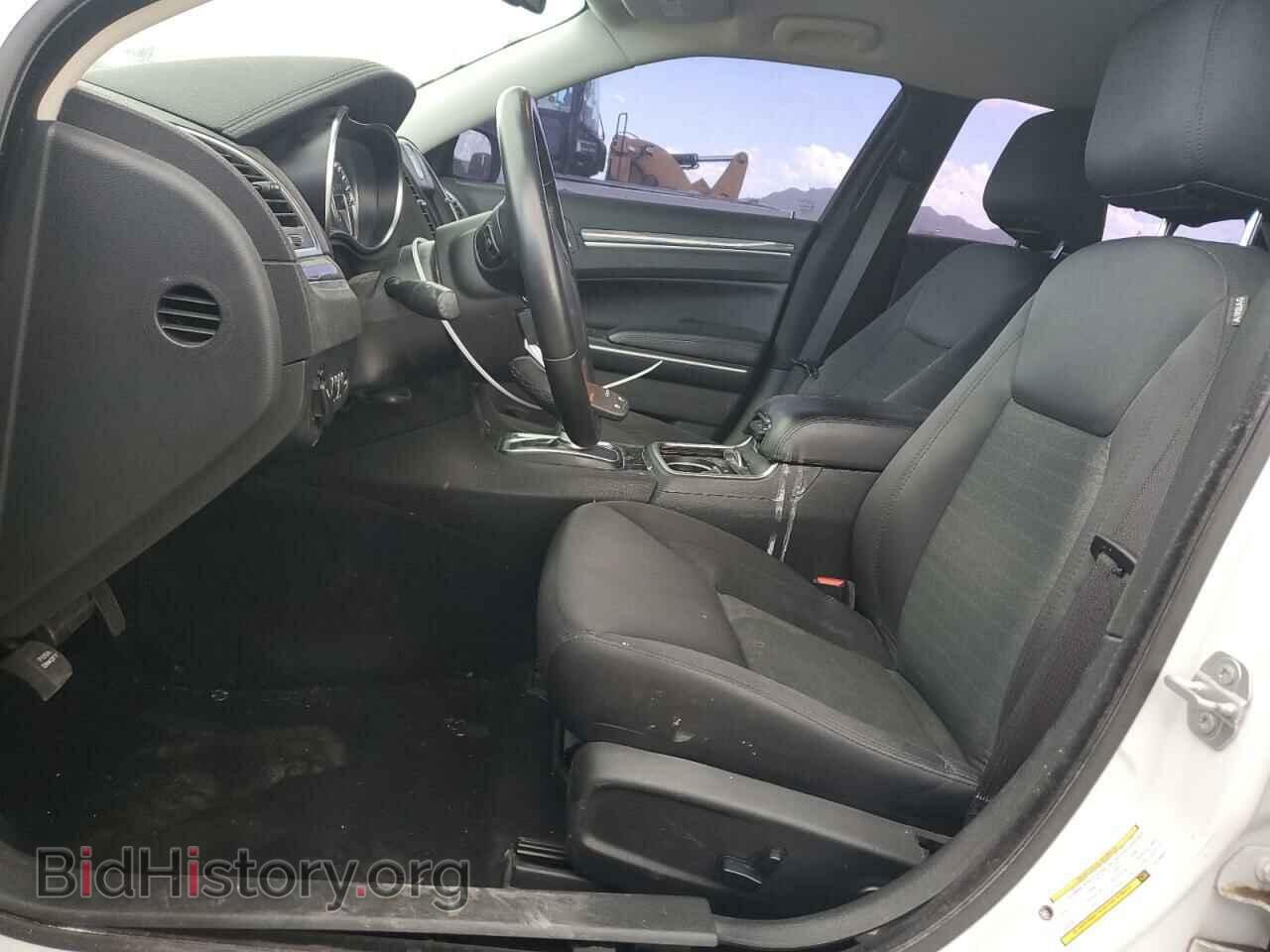 2020 CHRYSLER 300 - VIN: 2C3CCAAG9LH175549 - Фото 7