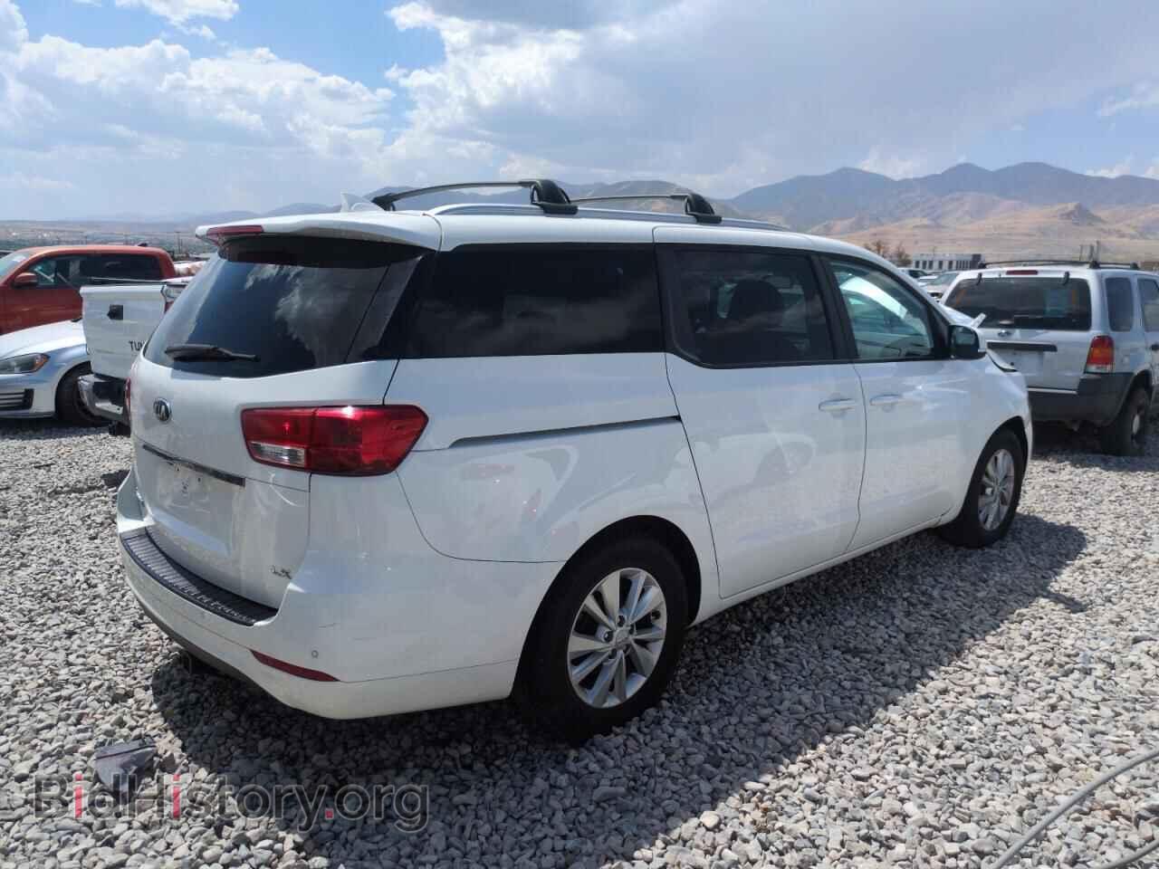 2016 KIA All Models - VIN: KNDMB5C16G6151588 - Фото 3