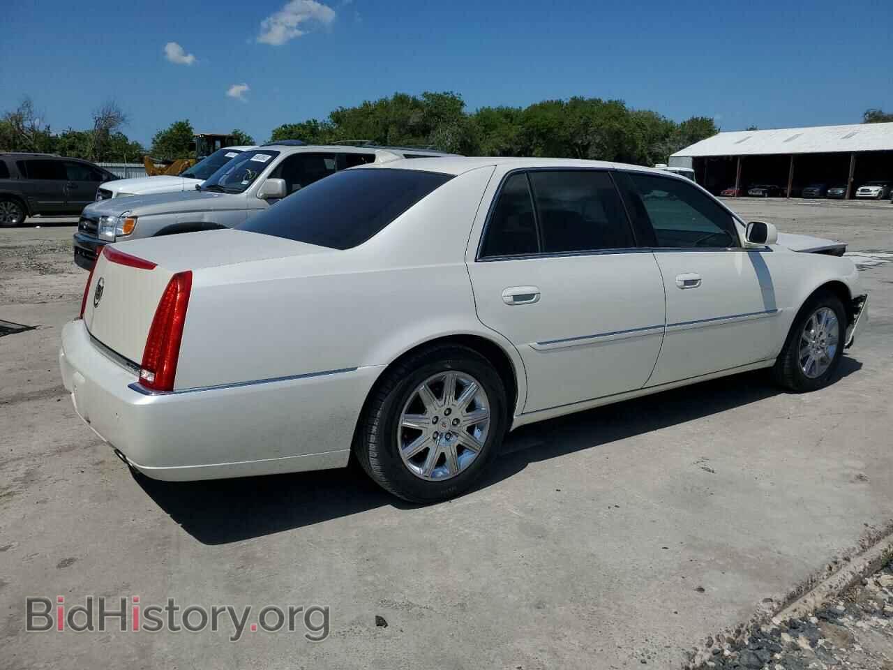 2011 CADILLAC DTS - VIN: 1G6KH5E60BU139037 - Фото 3
