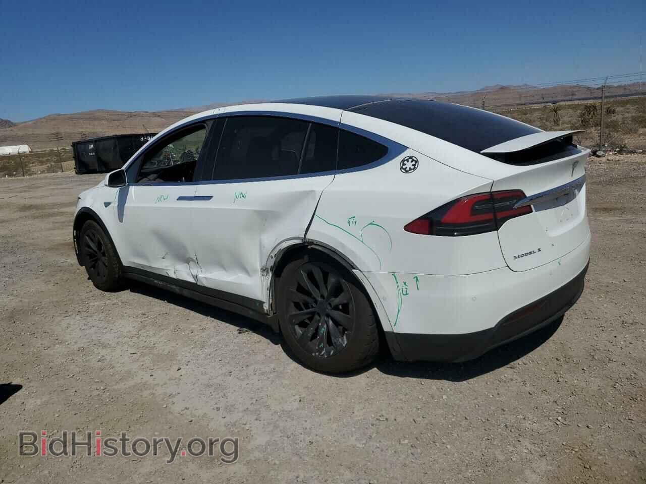 2016 TESLA MODEL X - VIN: 5YJXCBE49GF000720 - Фото 2