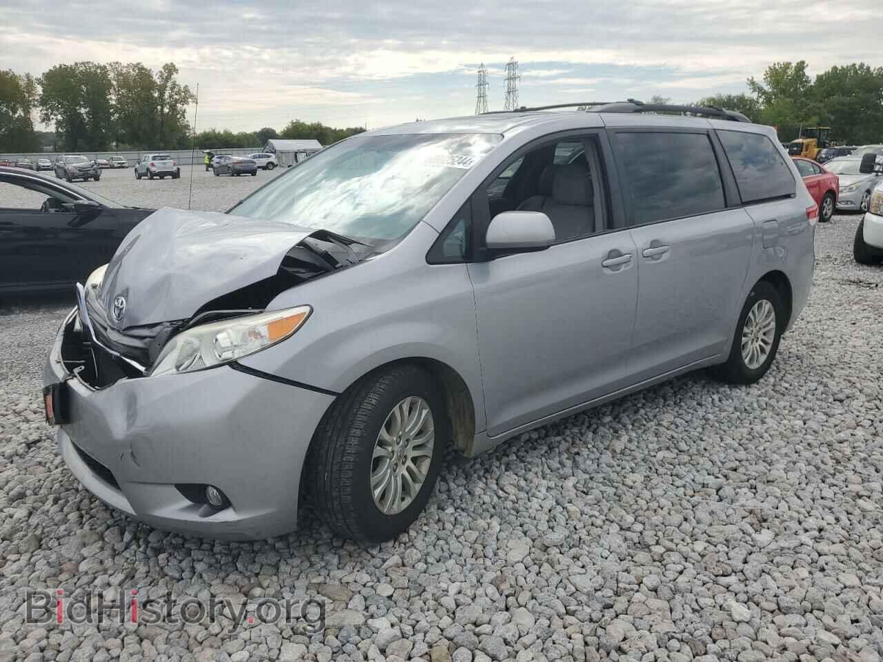 Фотография 5TDYK3DC1DS388359 - TOYOTA All Models 2013
