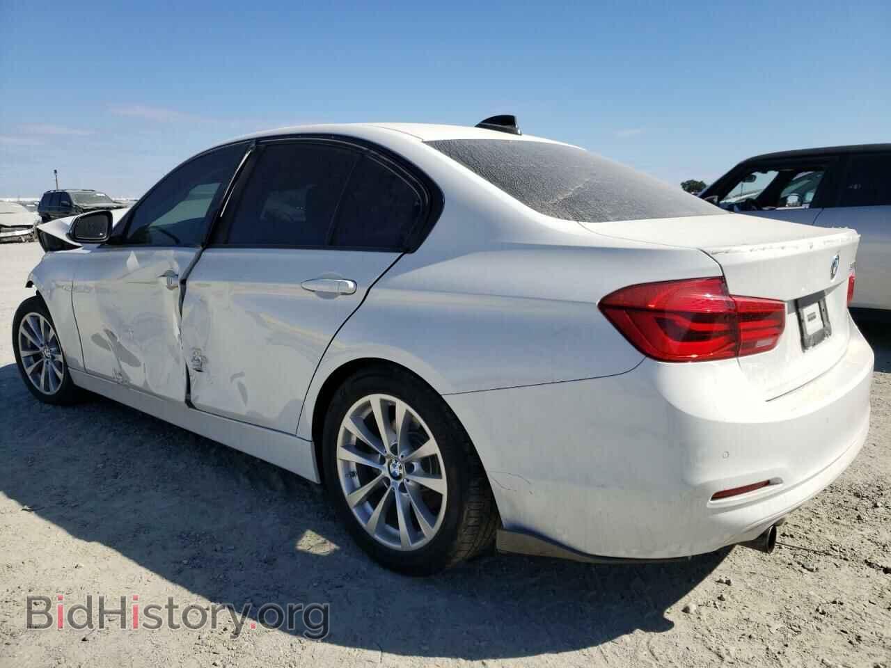 2016 BMW 3 SERIES - VIN: WBA8E1G5XGNU11430 - Фото 2