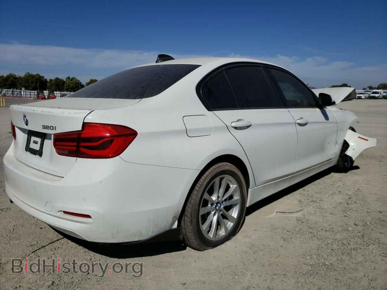 2016 BMW 3 SERIES - VIN: WBA8E1G5XGNU11430 - Фото 3
