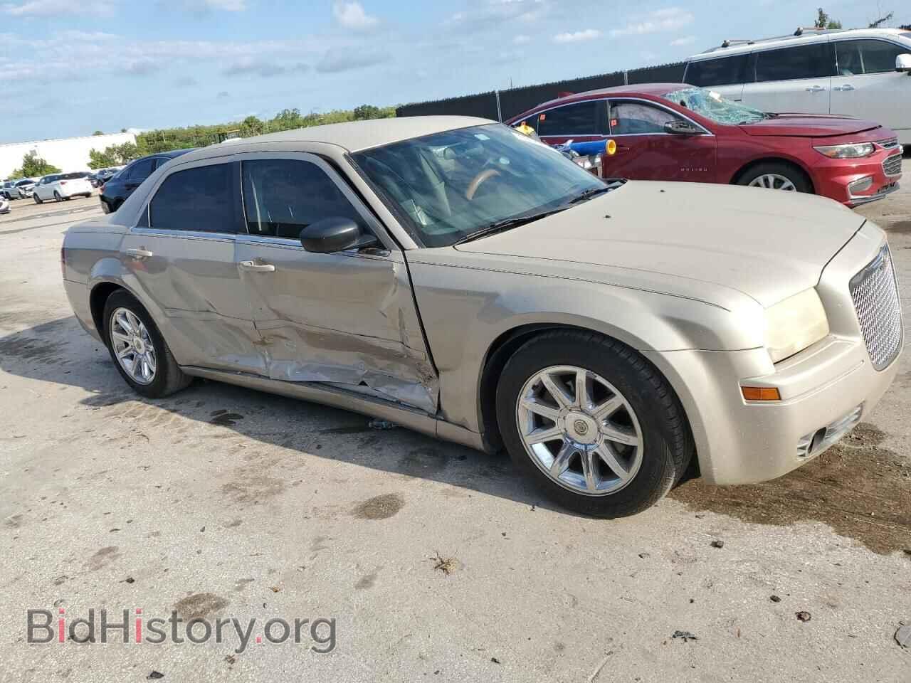 2006 CHRYSLER 300 - VIN: 2C3KA43R46H297600 - Фото 4