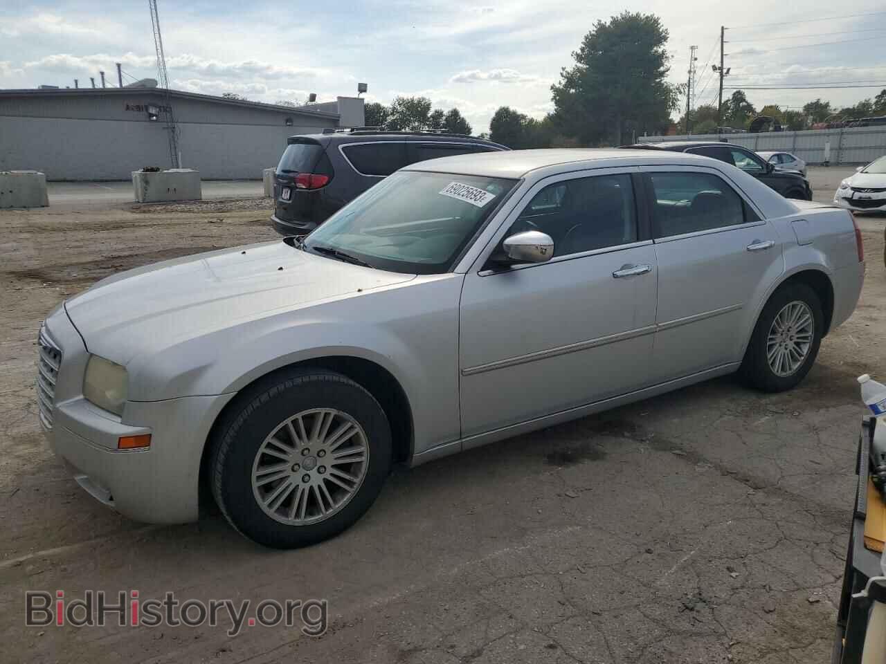 Photo 2C3CA5CVXAH212873 - CHRYSLER 300 2010