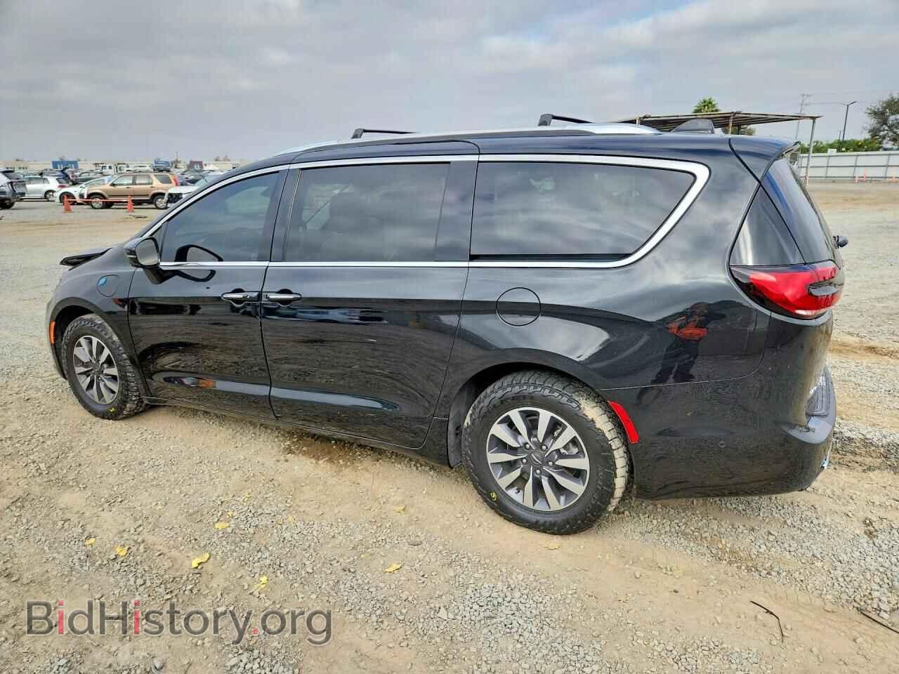 2021 CHRYSLER PACIFICA - VIN: 2C4RC1L77MR599634 - Photo 2