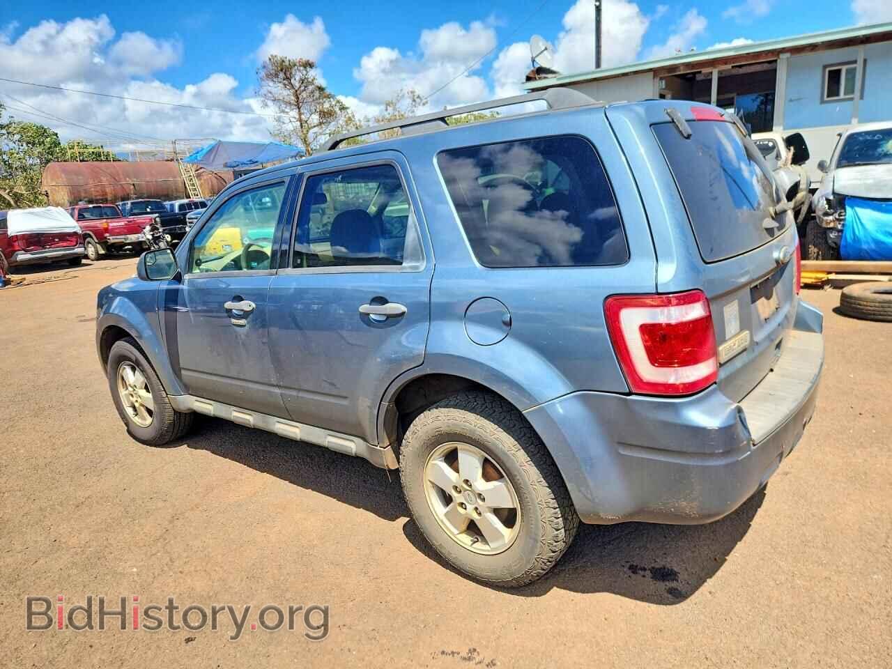 2011 FORD ESCAPE - VIN: 1FMCU0D7XBKA93024 - Photo 2