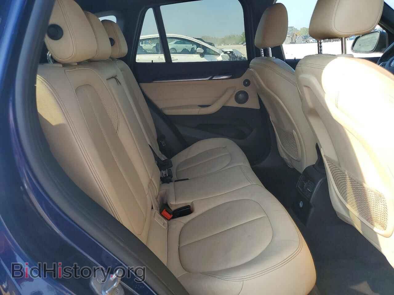 2017 BMW X1 - VIN: WBXHT3C37H5F76397 - Photo 11